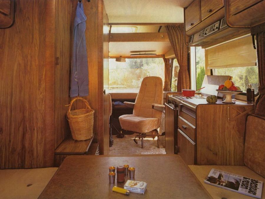 Интерьер Hymer 500-Series 1979 года  (фото 2 из 3)